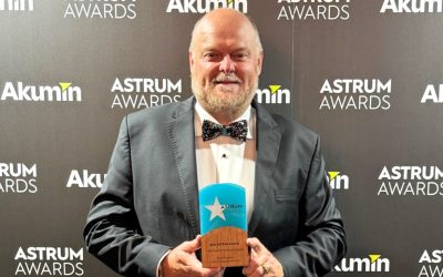 Paul Howden honoured with lifetime achievement award for outstanding contribution to the advice industry